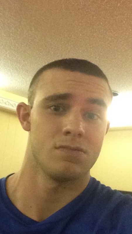 Date this sultry United States man Dylan2020 from Muscle Shoals US14700