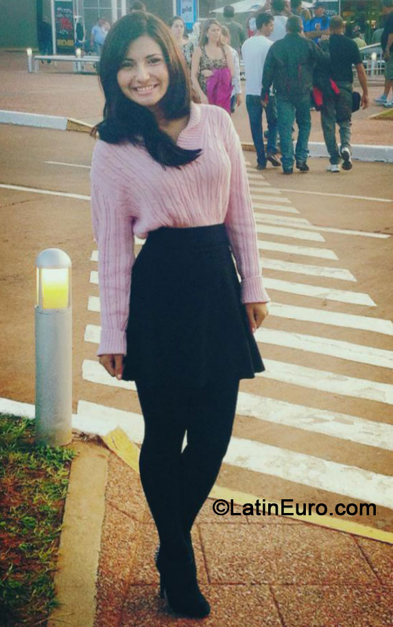 Date this fun Brazil girl Jackeline from Manaus BR8532