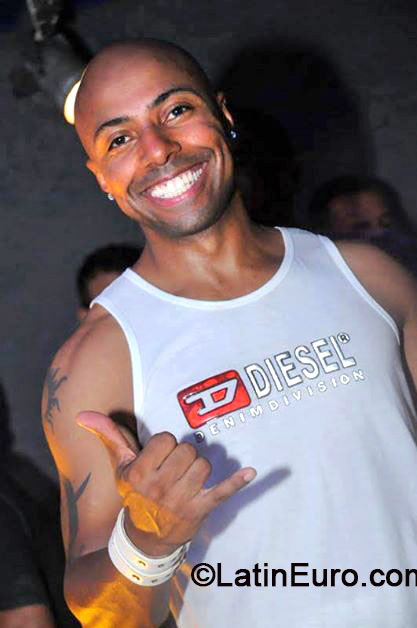 Date this lovely Brazil man Alexandre from Palhoca BR8369