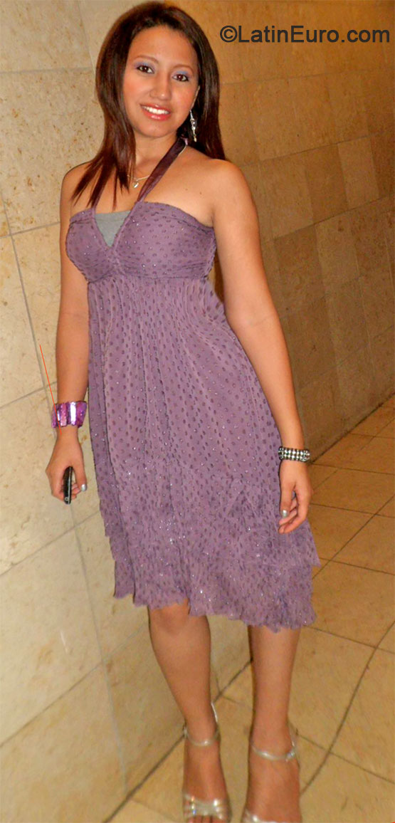 Date this exotic Nicaragua girl June from Tipitapa NI162