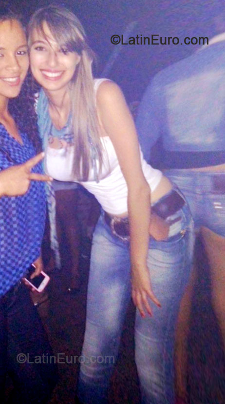 Date this good-looking Brazil girl Jade from Sao Paulo BR8417