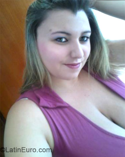 Date this exotic Brazil girl Luciana from Sao Jose Dos Campos BR8432