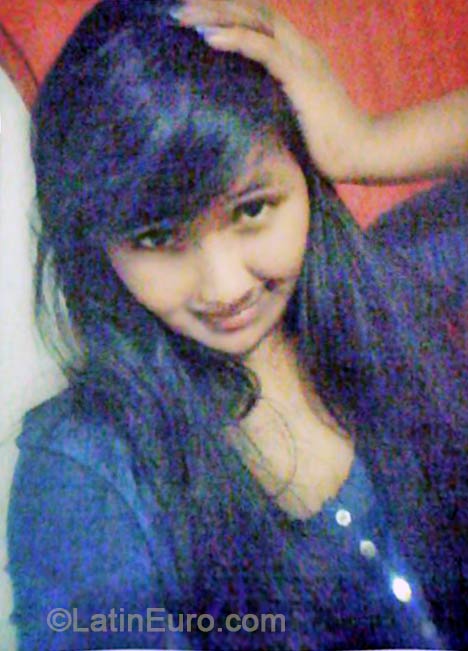 Date this delightful Peru girl Maria from Lima PE894