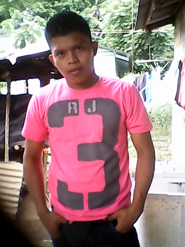 Date this young Panama man Jos Montero from David PA394
