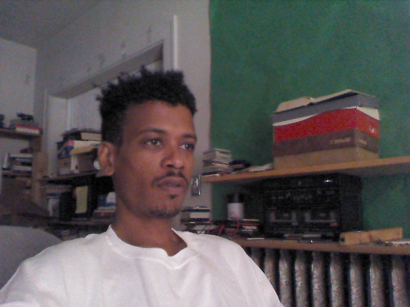 Date this lovely United States man Eny from Boston US14876