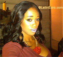 Date this attractive Jamaica girl Shaquara from Kingston JM2131