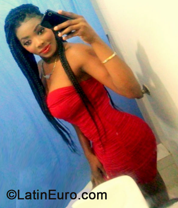 Date this gorgeous Jamaica girl Jeanell from Ocho Rios JM1624