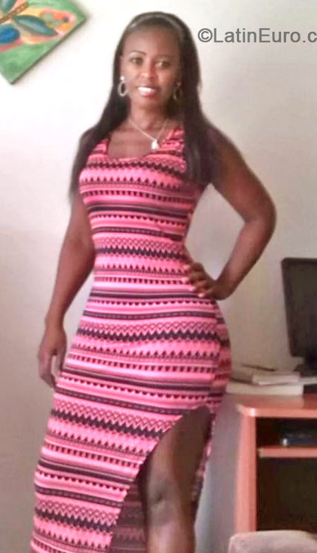 Date this nice looking Colombia man Carlos from neiva CO15340