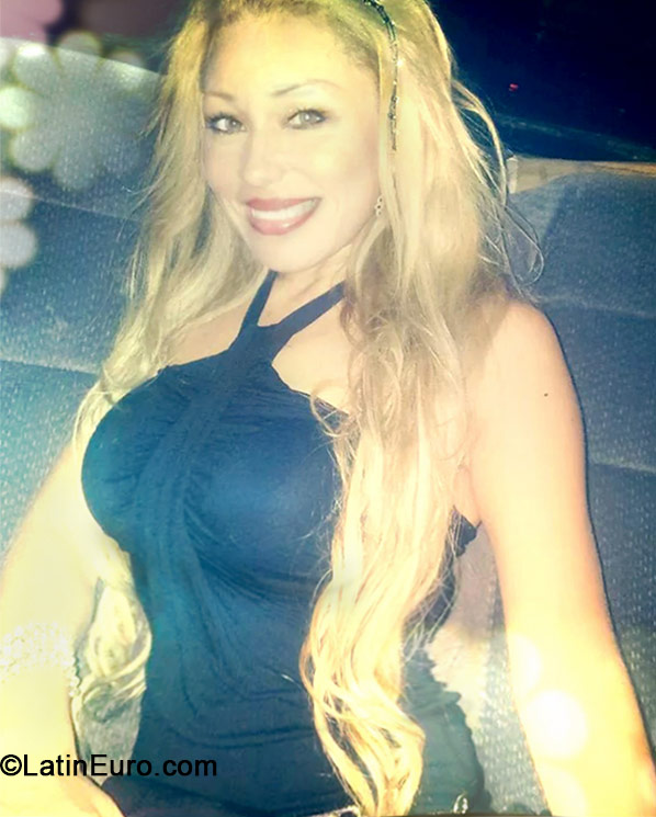 Date this nice looking Panama girl Katalina from Panama City PA814