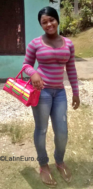Date this cute Jamaica girl Dana from Kingston JM2637