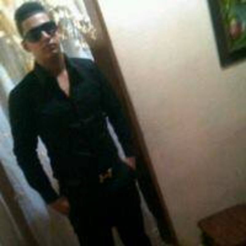 Date this happy Dominican Republic man Javier from Santo Domingo DO19166