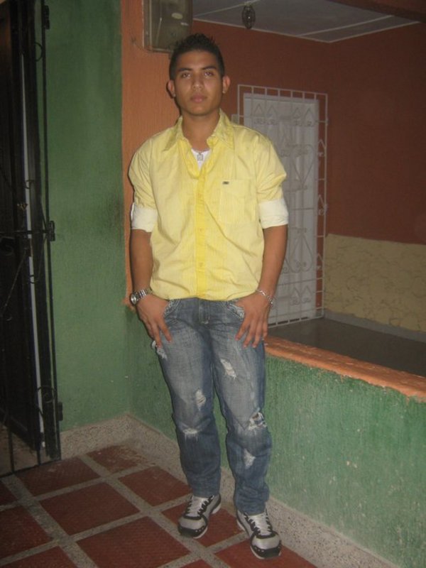 Date this sensual Colombia man Gregory Alexander from Barranquilla CO15303