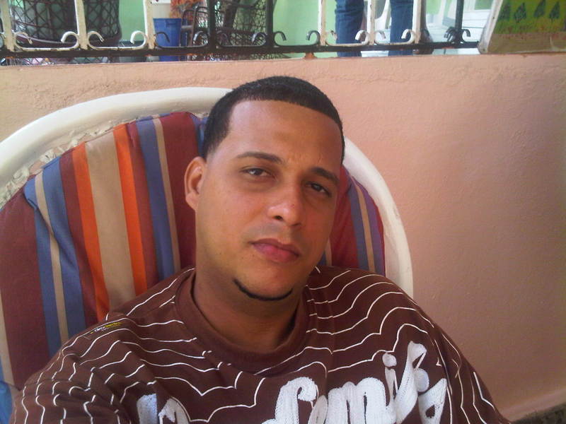 Date this athletic Dominican Republic man Alexis morel ro from Dominican Repub DO19170