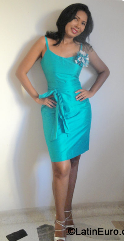 Date this sultry United States girl Mary from Miami CO15307