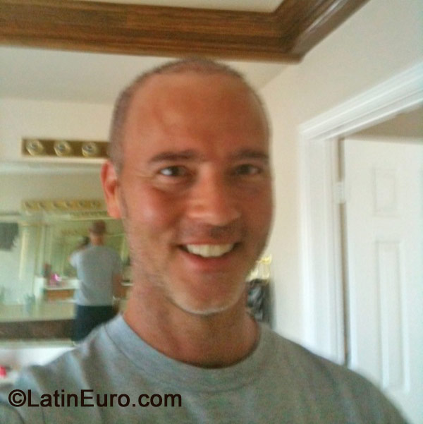 Date this sultry United States man TXgentleman from Dallas US15055