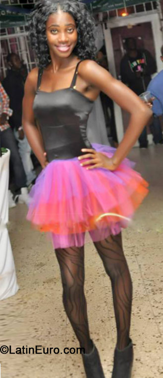 Date this beautiful Jamaica girl Simone from Kingston JM1950