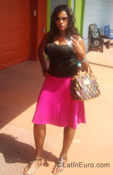 Date this sensual United States girl Shellyann from Cape Coral JM1742