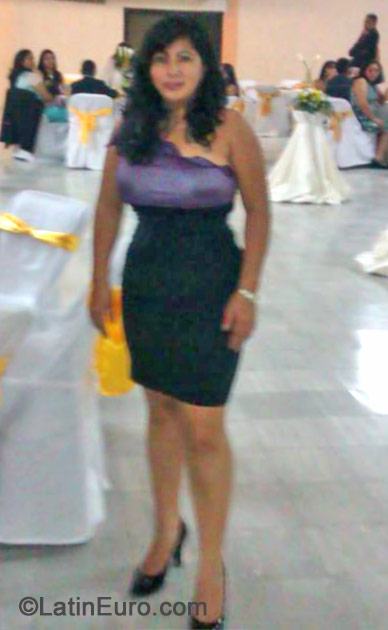 Date this young Honduras girl Alma from Copan HN1089