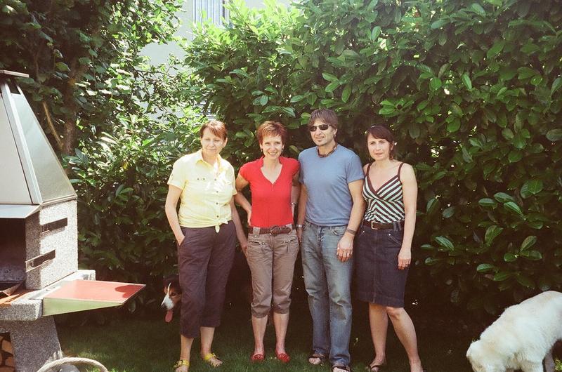 Date this young United States man Swissi from Renton US15199