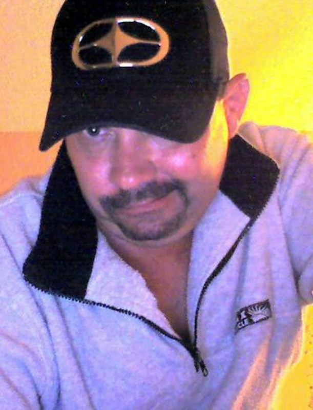 Date this happy United States man Zapphira from Newport Beach US15208