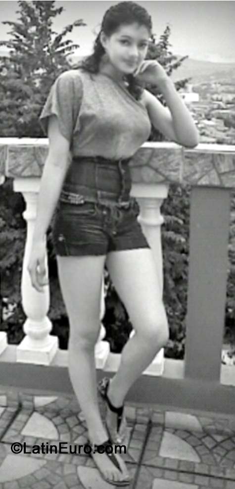 Date this exotic Honduras girl Sara from Tegucigalpa HN1390