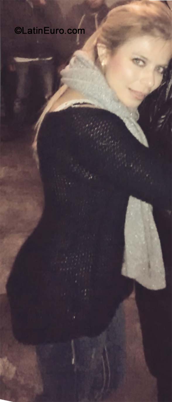 Date this charming Mexico girl Cynthia from Mexico City MX1309