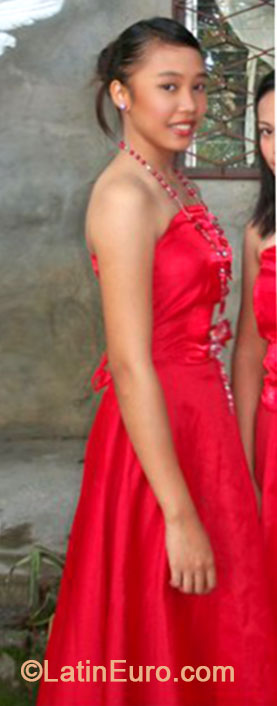 Date this charming Philippines girl Jessa from Santiago City PH680