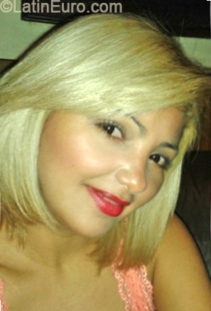 Date this voluptuous Brazil girl Antonia from Sao Paulo BR8990