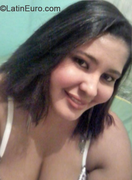 Date this hard body Brazil girl Manoely from Manaus BR9052