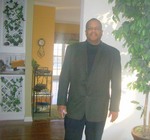 tall United States man Ernie from Kennesaw US15578