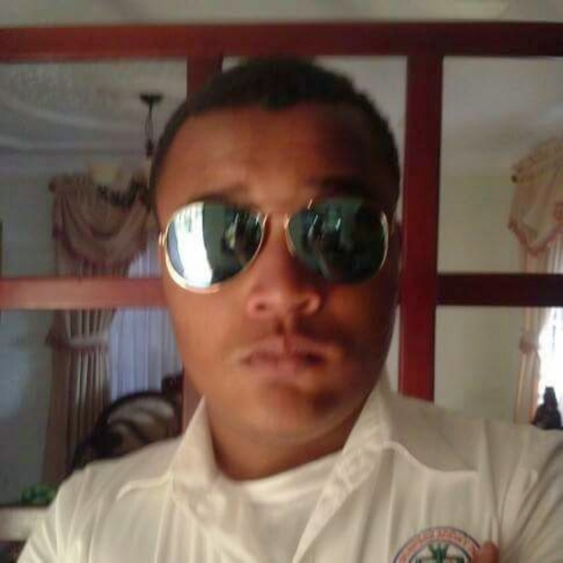 Date this tall Dominican Republic man Juliocesar from San Pedro De Macoris DO20252