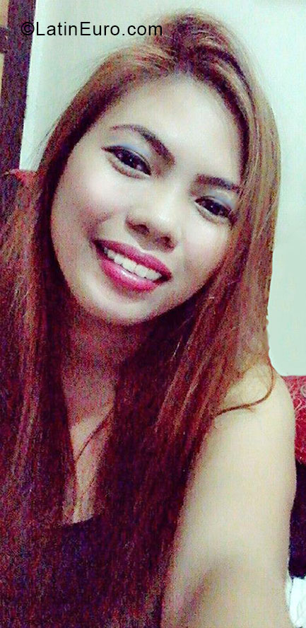 Date this nice looking Philippines girl Jemalyn from Cavite PH733