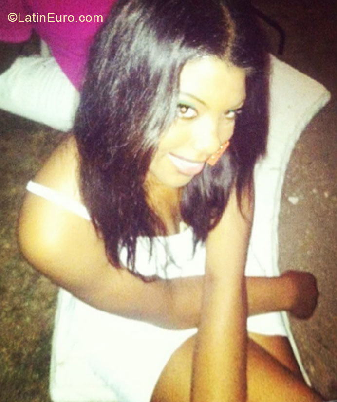 Date this beautiful Jamaica girl Jodene from Kingston JM1897