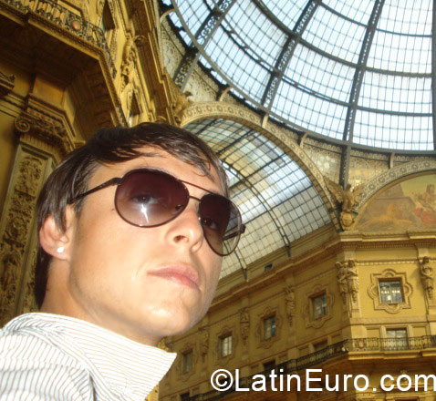Date this good-looking Brazil man Ingvar from Rio De Janeiro BR9132