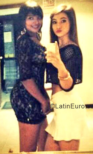 Date this charming Brazil girl Amylie from Blumenau BR9134