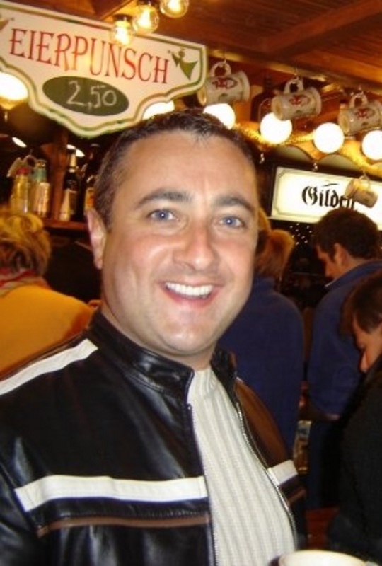 Date this exotic United States man Honestyandlove from Los Angeles US15723