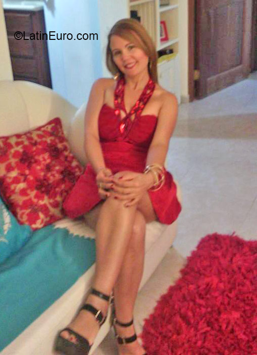 Date this georgeous Dominican Republic girl Lia from Santiago DO20922