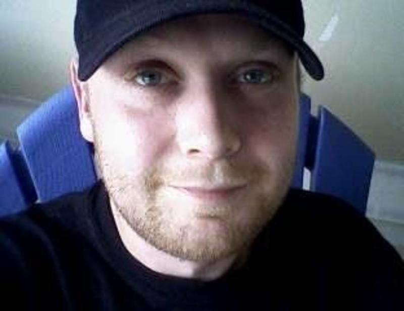 Date this nice looking United States man Crd327 from Cedar Rapids US15798