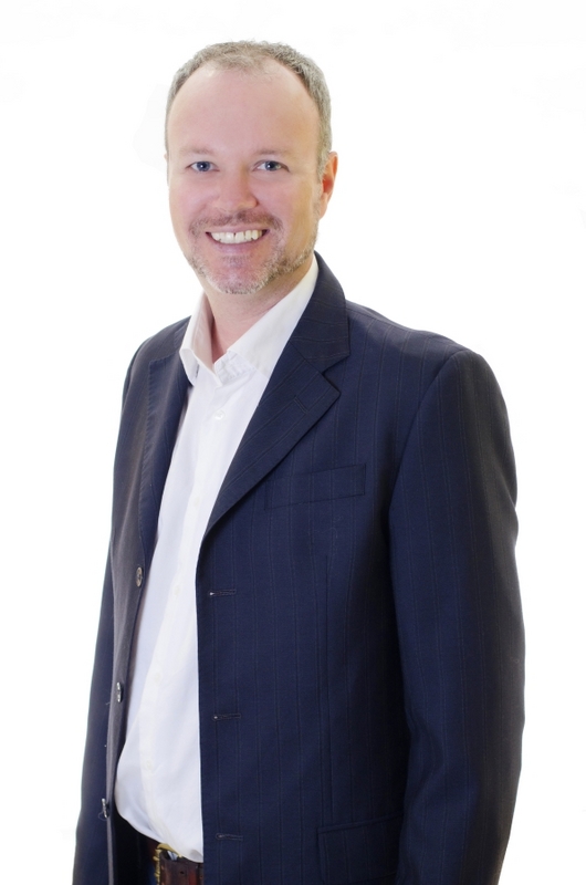 Date this delightful United States man Ezejm from Miami US15800