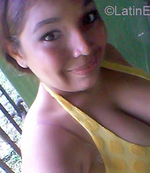 Date this funny Panama girl Nidia from Panama City PA542
