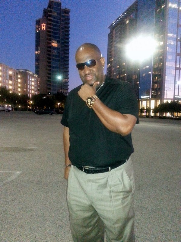 Date this beautiful United States man Tony from Dallas US15858