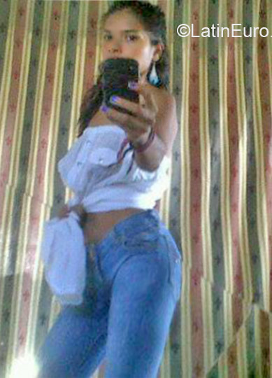 Date this lovely Panama girl  from Panama City PA560