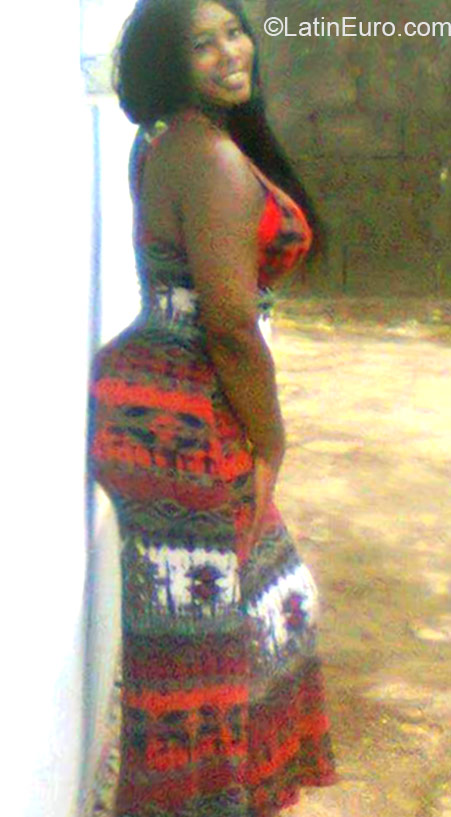 Date this hard body Jamaica girl Misciah from Kingston JM1966