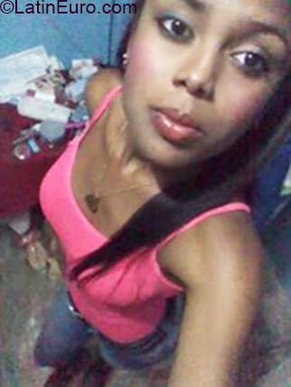 Date this young Dominican Republic girl Rosa from Santo Domingo DO21564