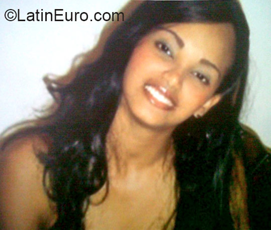 Date this beautiful Spain girl Sobeida from Madrid ES308