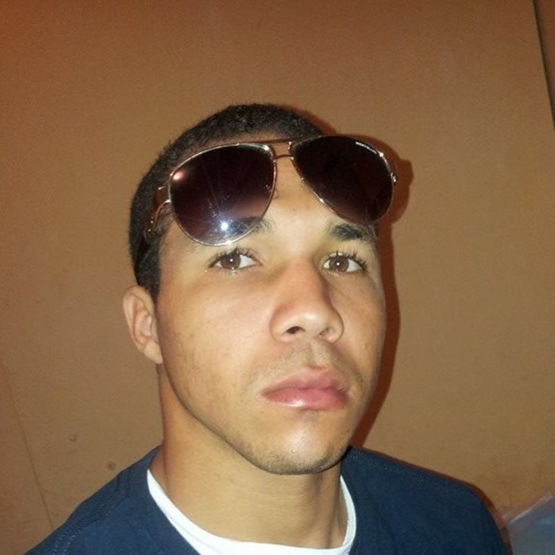 Date this tall Dominican Republic man DOMINGO from Santo Domingo DO21650