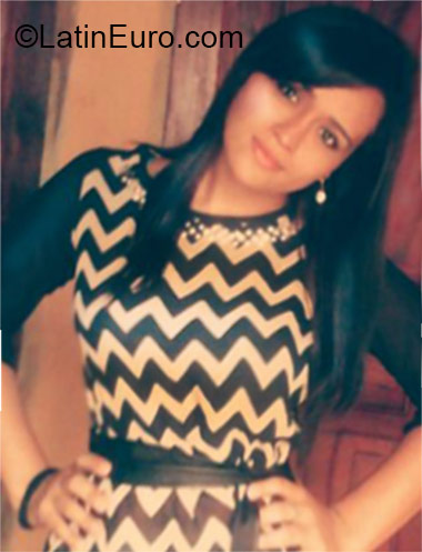 Date this cute Honduras girl Mileidy from El Progreso HN1487