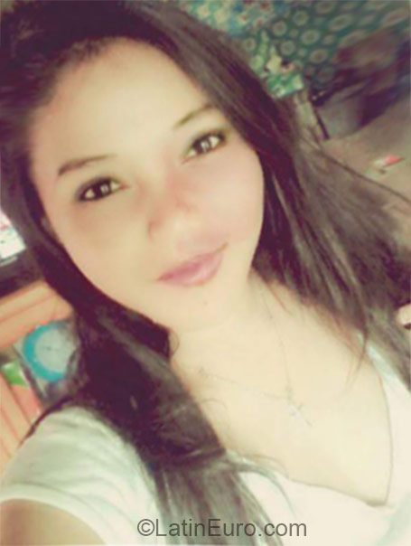 Date this charming Philippines girl Wang from Cagayan De Oro City PH764