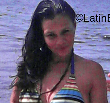 Date this fun Honduras girl Nohemie from La Ceiba HN1520