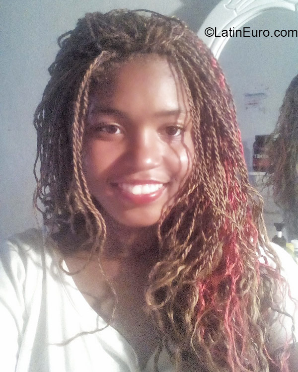 Date this beautiful Jamaica girl Too-cute-king from Kingston JM2061